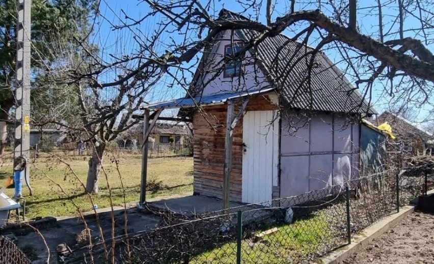 Działka rekreacyjna o powierzchni 320m2. Położona przy ulicy...