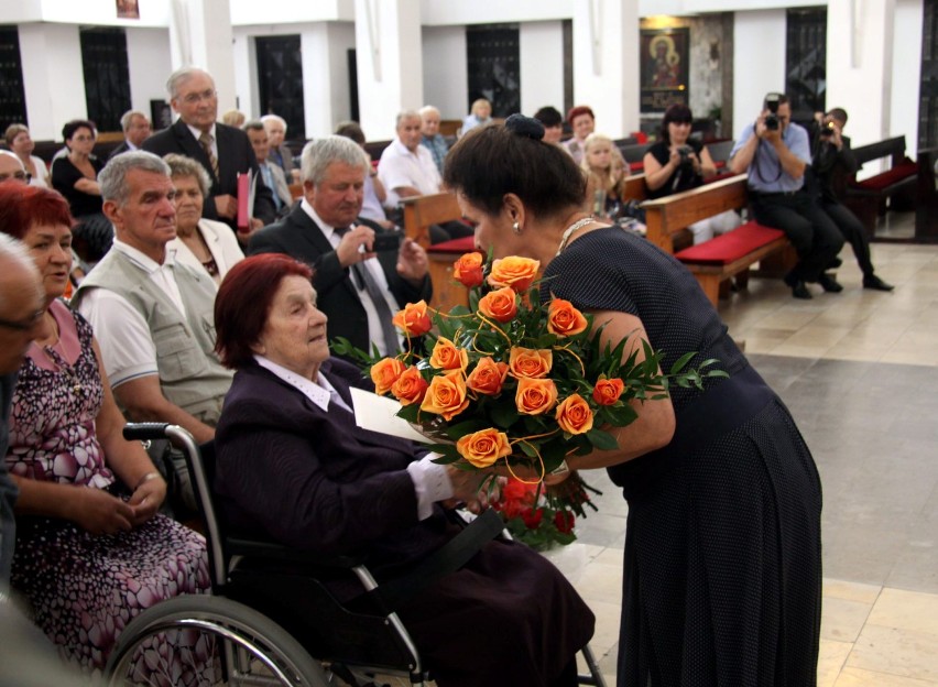 Antonina Węzka ma 11 wnuków i 20 prawnuków. Mieszka w...