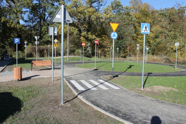 W Szczańcu buduje się pumptrack. Miasteczko ruchu drogowego czeka na otwarcie