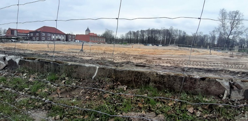 Stadion miejski w Sławnie, w przebudowie