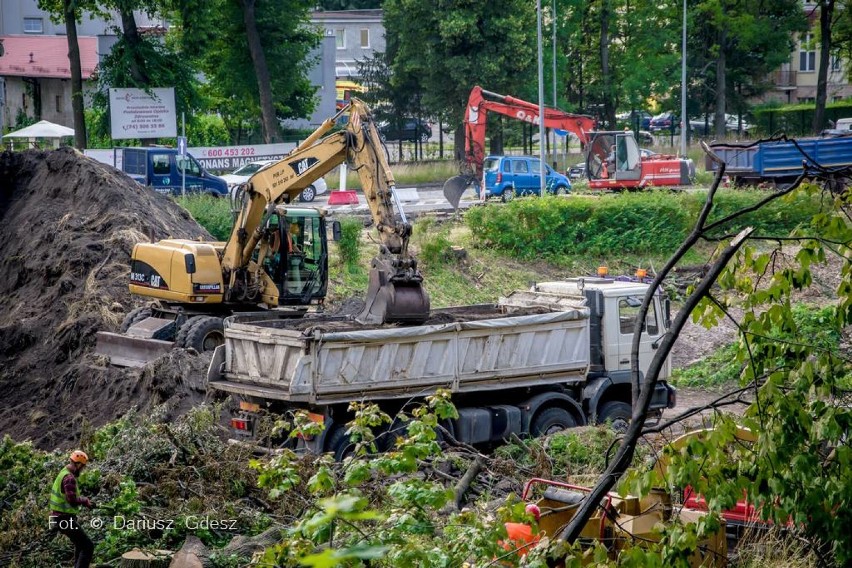 Obwodnica Wałbrzycha. Na ul. Kolejowej zniknęły ostatnie ślady po miasteczku ruchu drogowego [ZDJĘCIA]