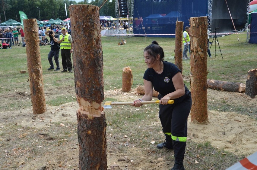 Turniej Rąbania Drewna „Siekierezada" na Stachuriadzie 2018 [ZDJĘCIA]