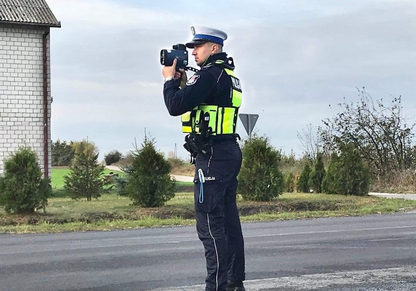 Kaskadowy pomiar prędkości w powiecie aleksandrowskim. Policjanci ujawnili ponad 100 przekroczeń prędkości