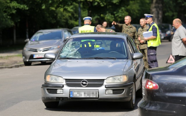 Wypadek na ul. 6 Sierpnia w Łodzi/ 1.06.2016