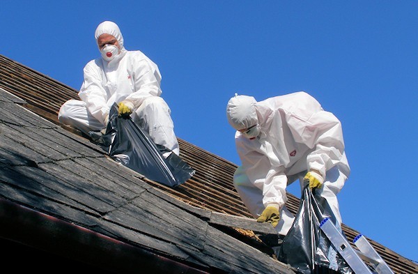 Powiat bytowski posprzątał azbest. Zebrano prawie 150 ton eternitu i innych odpadów