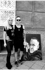 Marta Judkowiak spotkała się z Nergalem! Artysta podpisał portret i przekazał go na licytację [ZDJĘCIA]