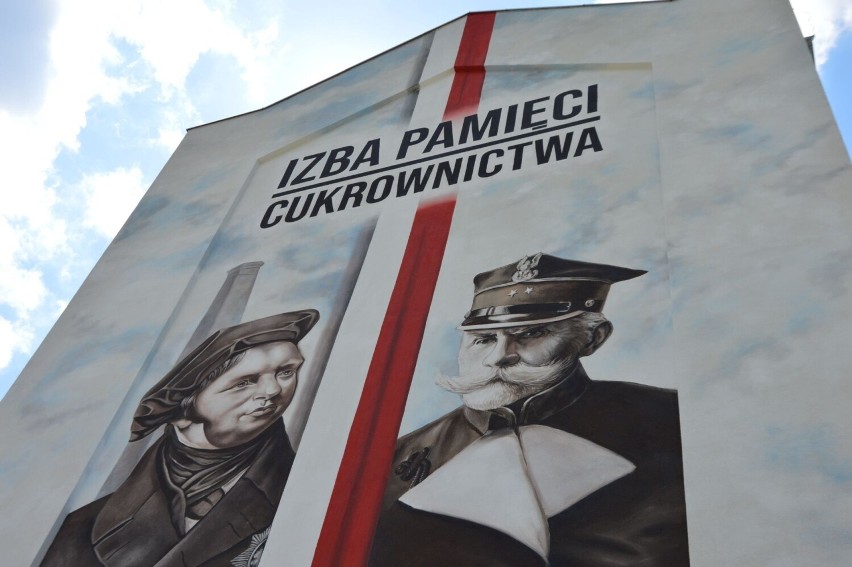 Wielki mural w Ostrowcu odsłonięty. Cukrownicy zostali upamiętnieni. Zobacz zdjęcia