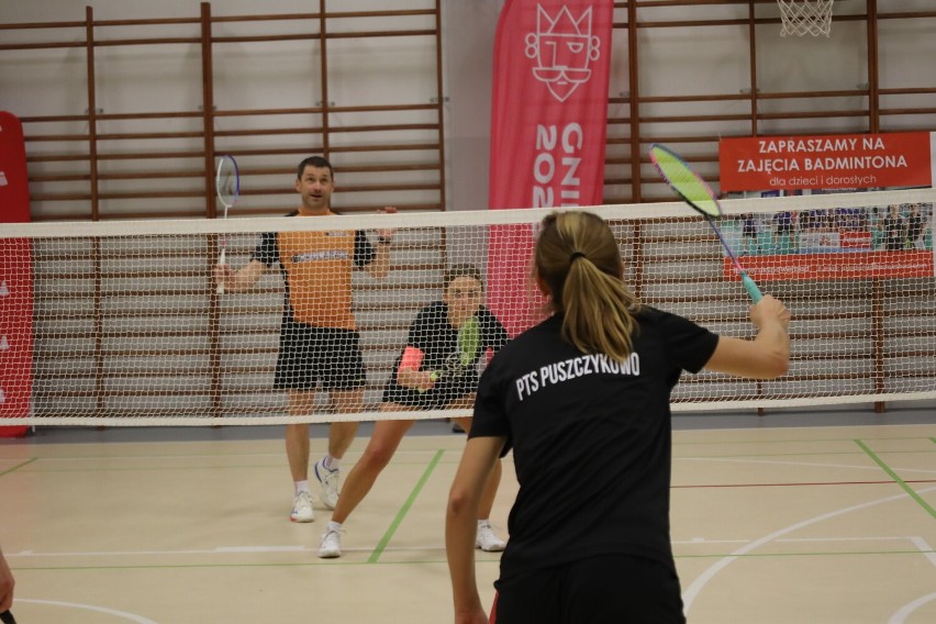 Niezwykły turniej w Gnieźnie. Zawodnicy z całej Polski grali w… badmintona!