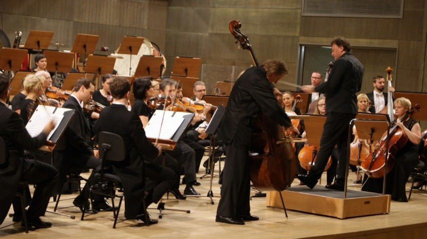 Koncert Jacka Miruckiego z orkiestrą Filharmonii Kaliskiej