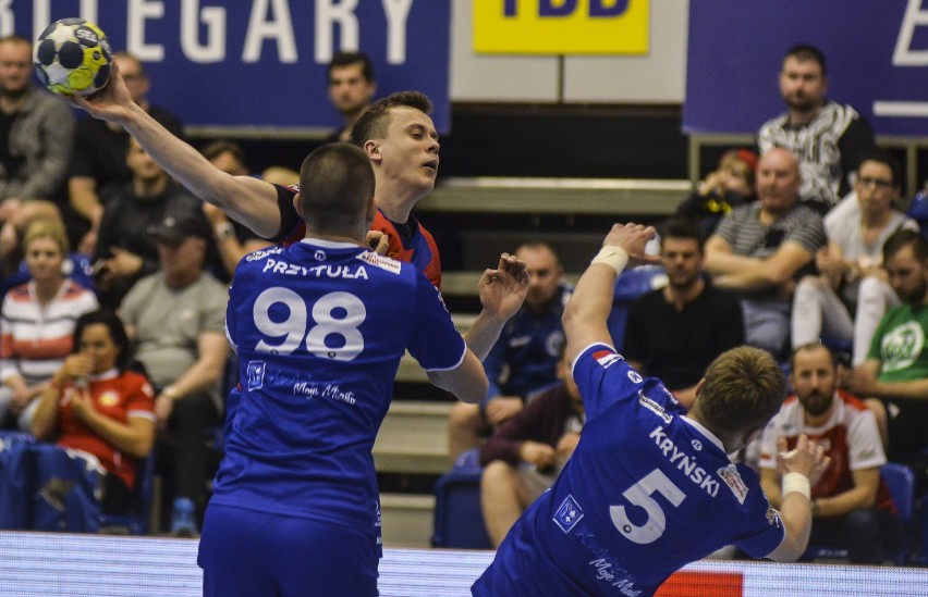 PGNiG Superliga mężczyzn. Wysoka porażka MMTS w Gdańsku, play-off coraz dalej [ZDJĘCIA]