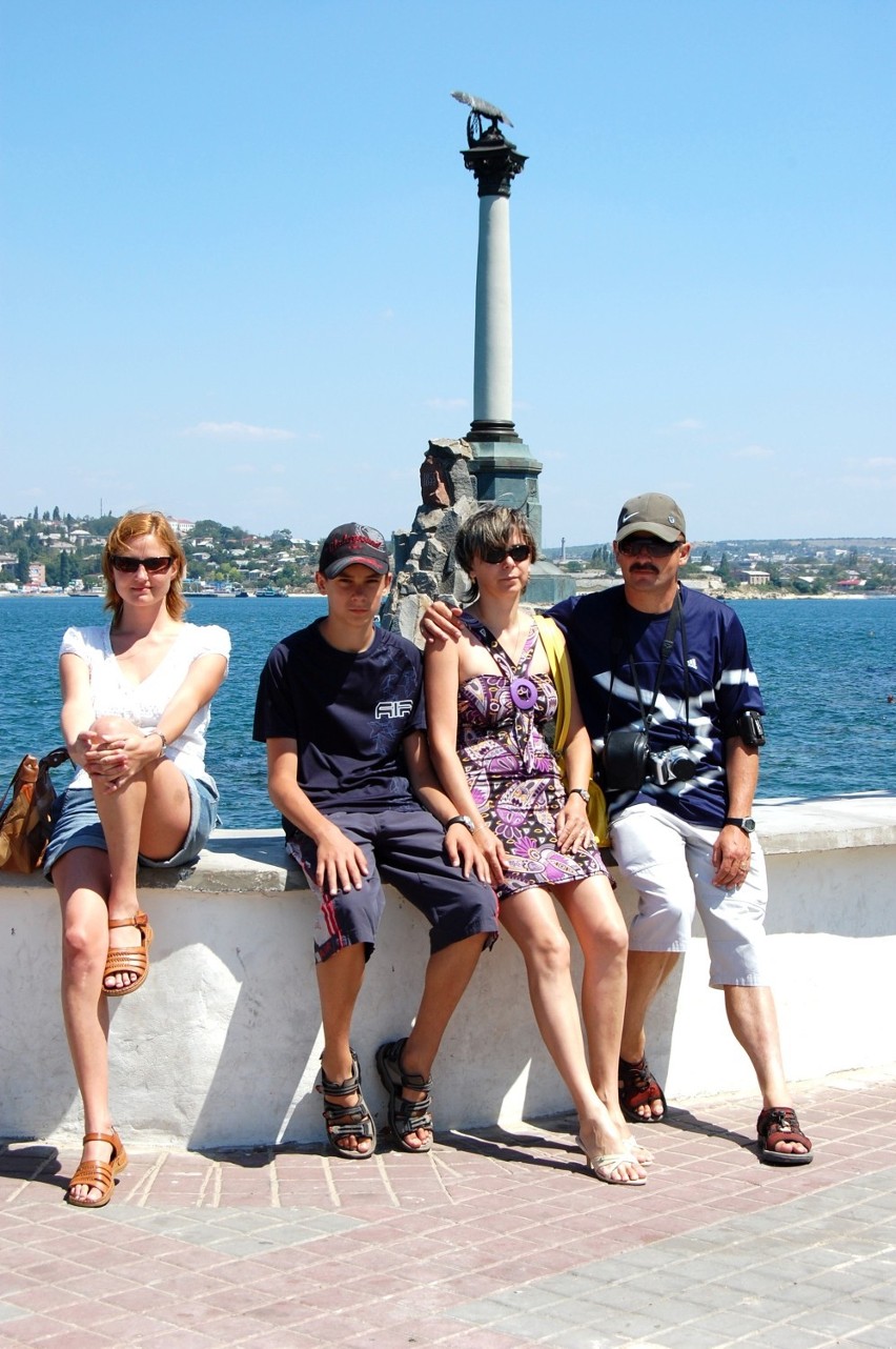 Rodzina Jurija Fomina chętnie spędza wakacje na Krymie i nie...