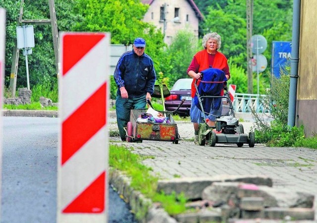 Mieszkańcy mają pretensje o sposób prowadzenia remontu