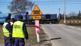 Przejazd kolejowy Moryca/Graniczna w Piotrkowie bohaterem akcji PKP PLK o bezpieczeństwie na przejazdach kolejowych