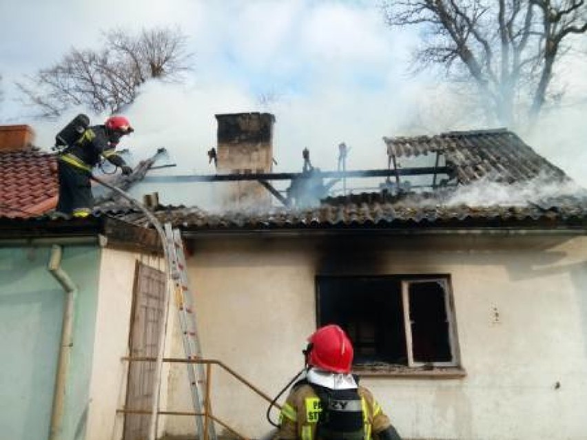 Tragiczny pożar w Podgórkach. Nie żyje mężczyzna