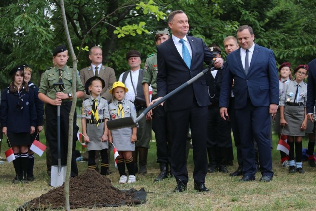Prezydent Andrzej Duda w Chorzowie 8 lipca 2019 roku. Prezydent spotkał się z mieszkańcami w Górnośląskim Parku Etnograficznym