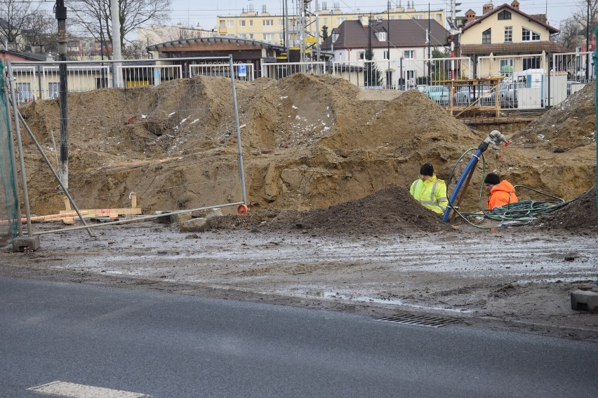 Trwa budowa nowego dworca w Pruszczu Gdańskim. Otwarcie za...