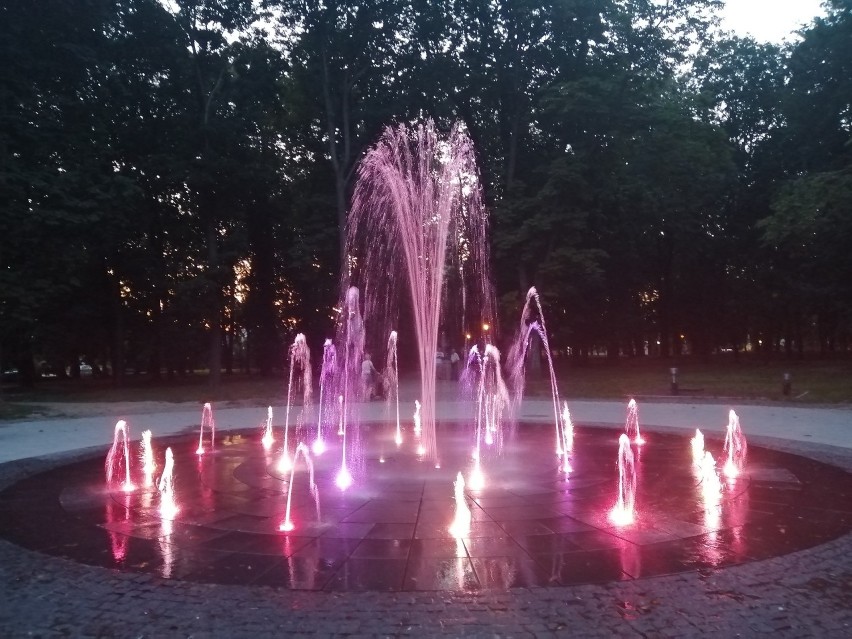 Kolorowe fontanny w Sandomierzu - nowa atrakcja dla mieszkańców i turystów 