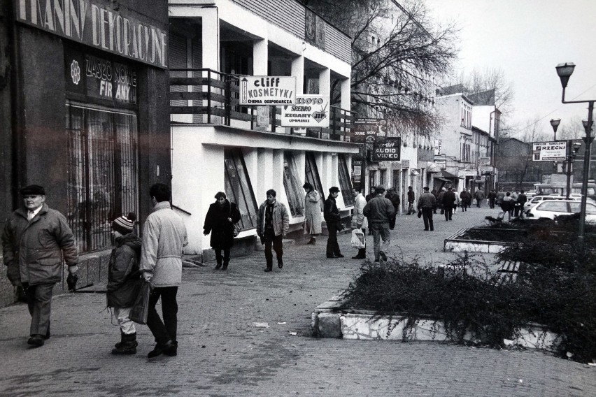 Tak wyglądała Dąbrowa Górnicza w latach 90-ych minionego...
