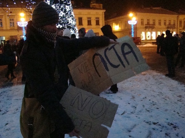 Sądeczanie protestowali przeciwko ACTA [ZDJĘCIA]