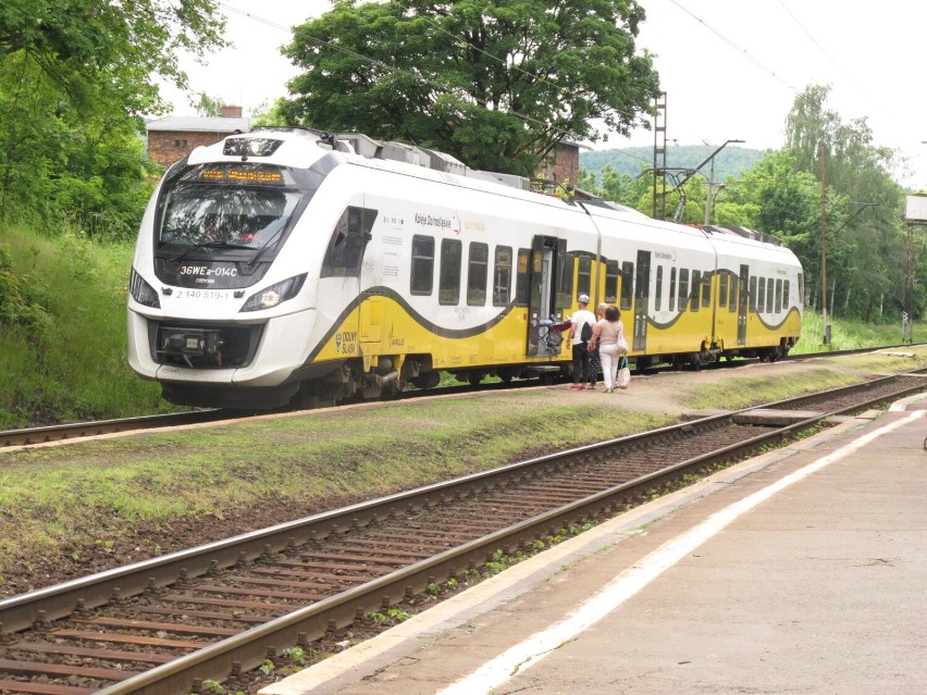 Utrudnienia na dwóch liniach kolejowych na odcinku Jaworzyna Śląska - Świdnica Miasto