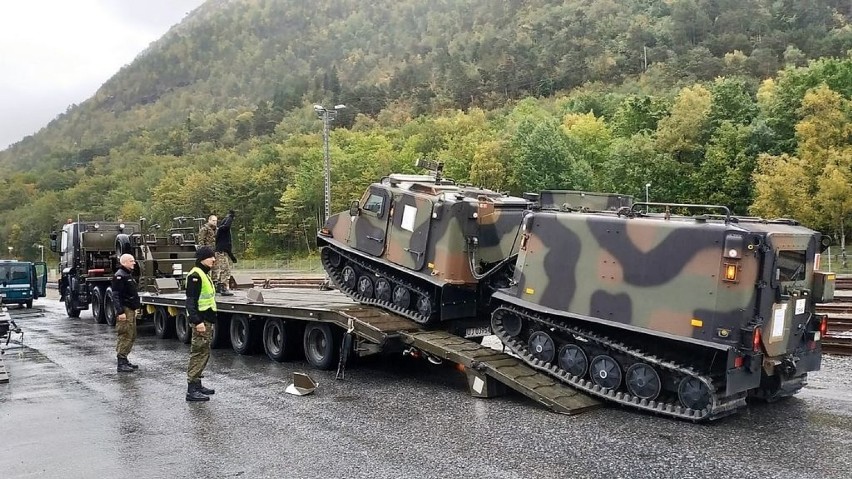 Opolscy logistycy na ćwiczeniach Trident Juncture-18 w Norwegii. Zobacz ich pracę i sprzęt