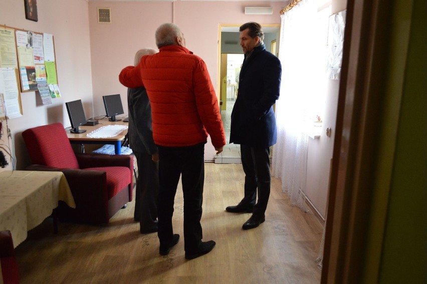 Prezydent Kinastowski z wizytą w Schronisku dla Bezdomnych Mężczyzn im. św. Brata Alberta ZDJĘCIA