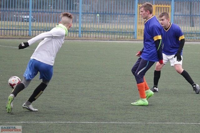 W meczu sparingowym juniorzy starsi Lidera Włocławek przegrali z LTP Lubanie 0:3. 

Lider Włocławek (juniorzy starsi) - LTP Lubanie 0:3 (0:0)
Bramki: testowany (68), Łukasz Kranc 2 (75, 86, z karnych) 

WYNIKI INNYCH SPARINGÓW - TUTAJ



Mecz Lider Włocławek - LTP Lubanie

