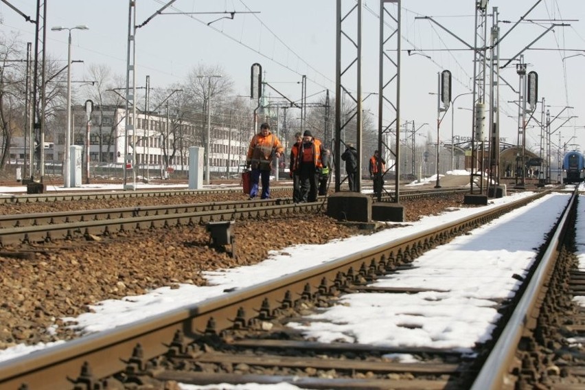 Śmiertelny wypadek w Sosnowcu. Pociąg potrącił mężczyznę [ZDJĘCIA]