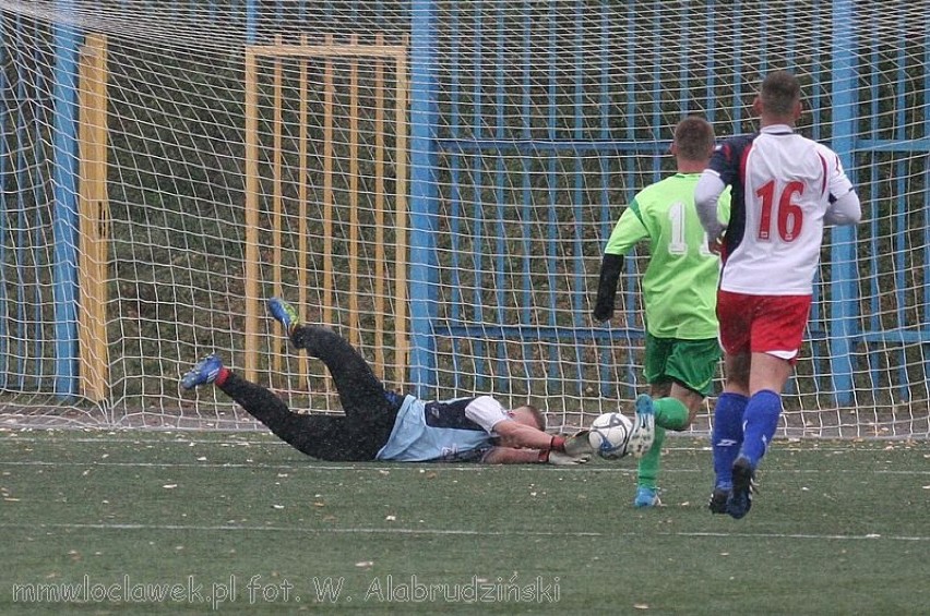 Lider AZS WSHE Włocławek - Kujawiak Lumac Kowal 0:0