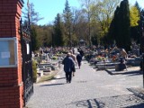 Puławskie cmentarze otwarte w święta. Zobacz zdjęcia  