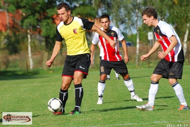 Efektowną wygraną zanotowali na swoim koncie IV ligowi piłkarze BS Płomyka Jaroty II