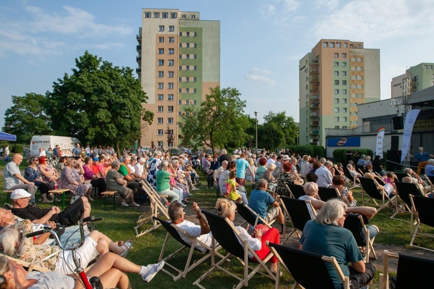 "Muzyczna karuzela" to festiwal piosenek lat 50. i 60. na...