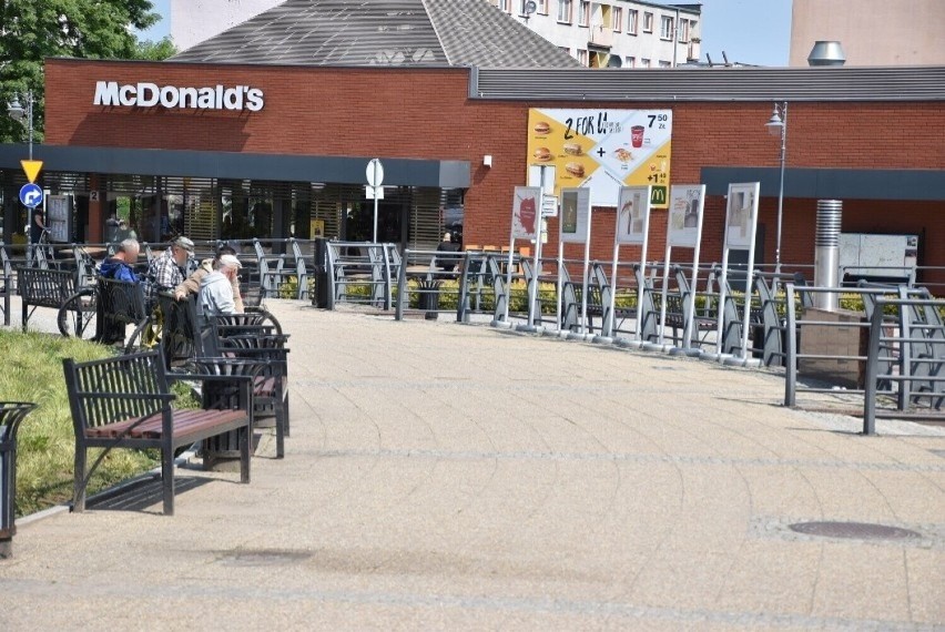 Restauracja McDonald's znajduje się w centrum Malborka.