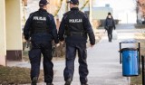 19-latek pokłócił się z rodziną. Swoją złość wyładował na interweniujących policjantach