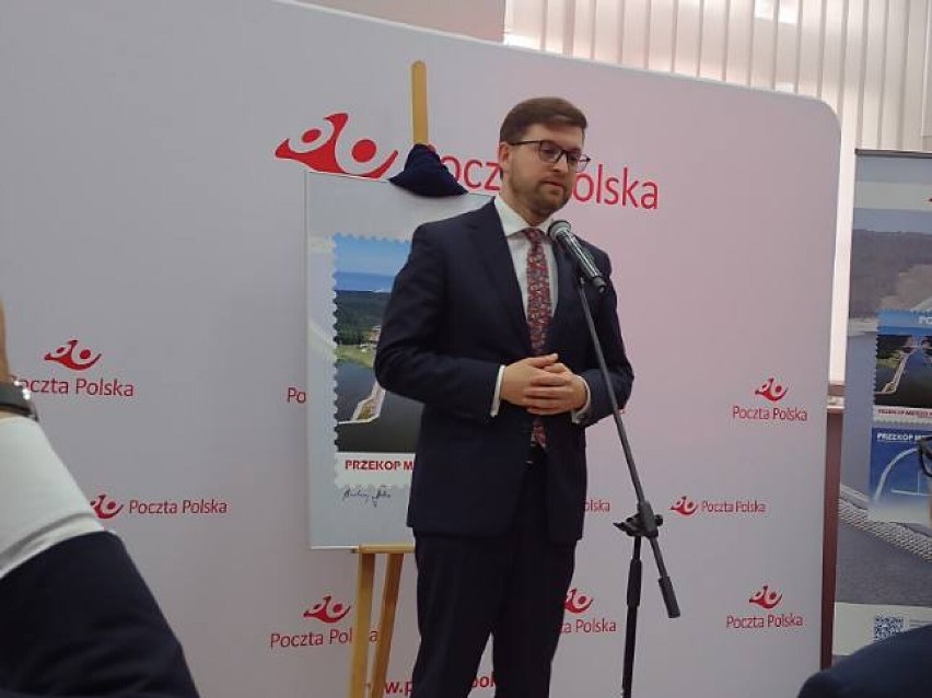 Poczta Polska upamiętniła znaczkiem przekop Mierzei. Na następnym ma być port w Elblągu. ZDJĘCIA