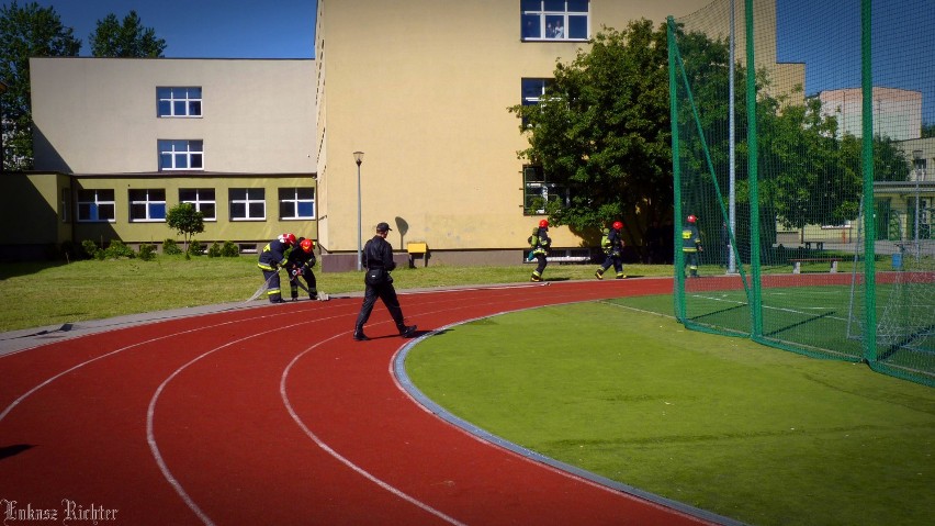 Strażacy ćwiczyli w Zespole Szkół nr 10 w Kaliszu