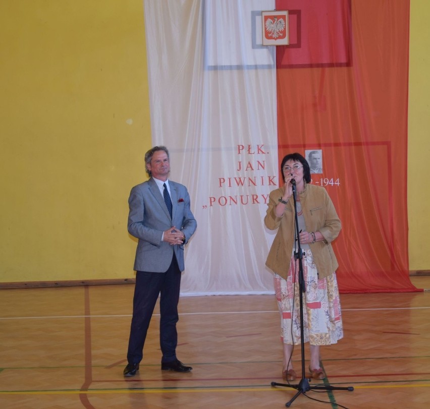 Premiera filmu o pułkowniku „Ponurym” w ostrowieckim Liceum