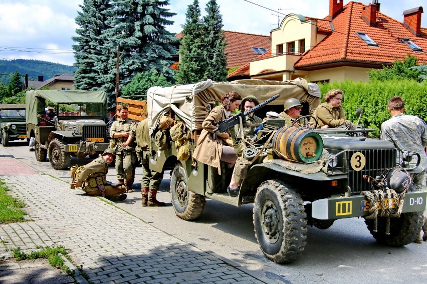 Operacja Południe 2014: Wielką paradą w Bielsku-Białej rozpoczął się militarny zlot [ZDJĘCIA]