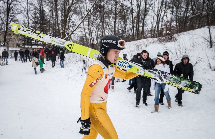 Rekord Sieradza w skokach narciarskich (Zdjęcia)