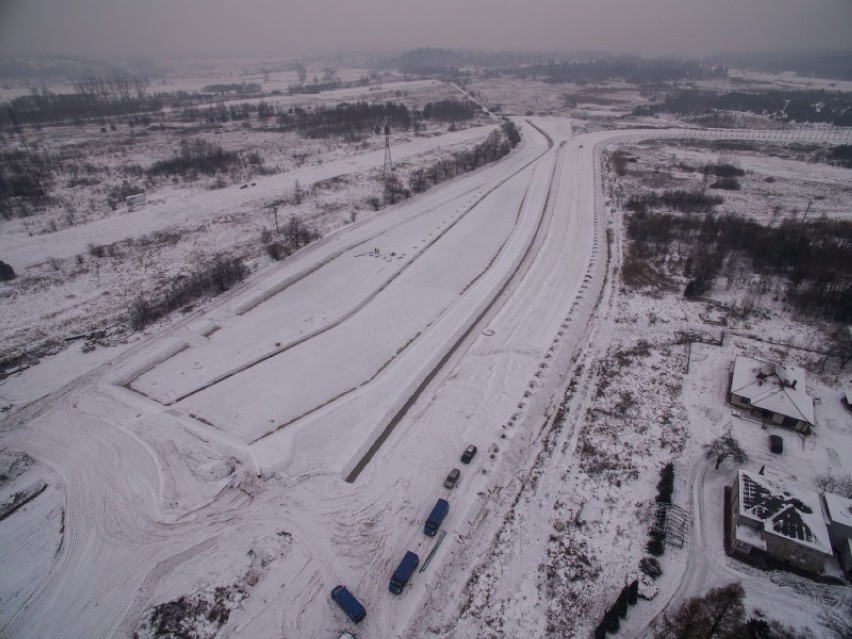 Odcinek F, będący autostradową obwodnicą Częstochowy ma...