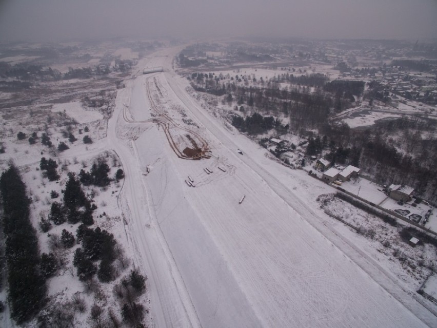 Odcinek F, będący autostradową obwodnicą Częstochowy ma...