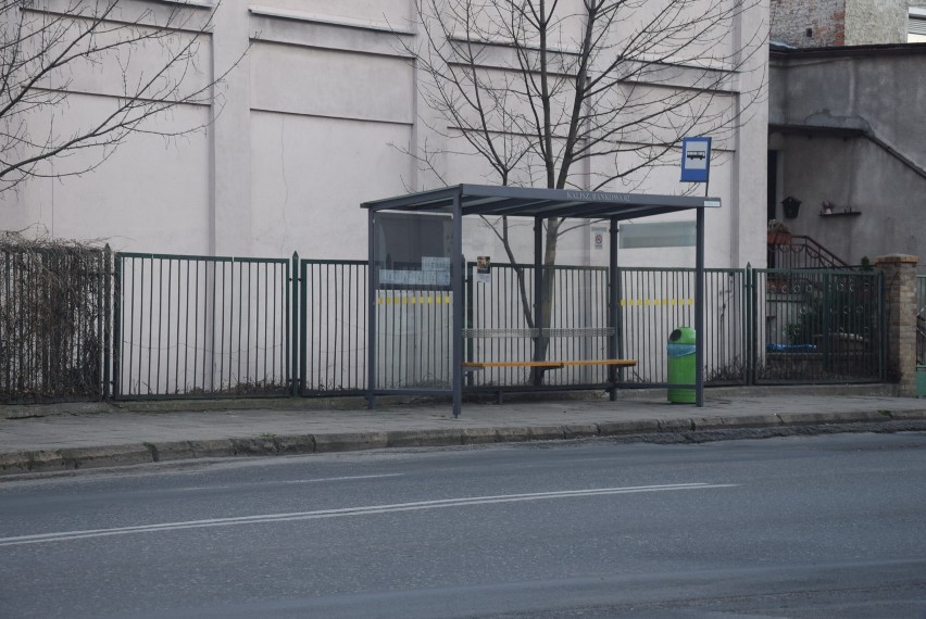 Fatalny stan zatok autobusowych na ul. Bankowej w Kaliszu