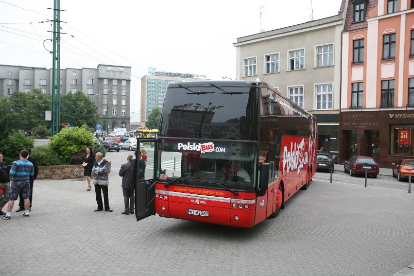 PolskiBus z Katowic pojedzie m.in. do Krakowa, Wiednia i Bratysławy! [ZDJĘCIA + WIDEO]