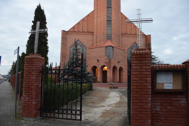 Kościół bł. Michała Kozala na osiedlu Winiary. 16 lat temu odbył się konsekracja świątyni