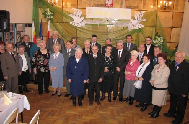 Jubilaci w towarzystwie gospodarzy gminy Libiąż i zaproszonych gości
