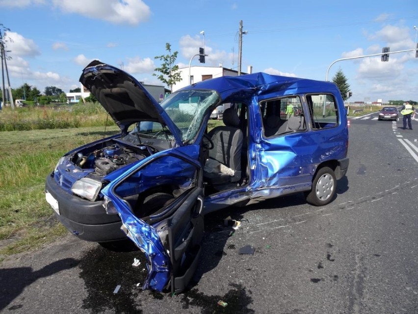 Grodzisk. Wypadek śmiertelny. Zginęła 55-letnia kobieta. Do...