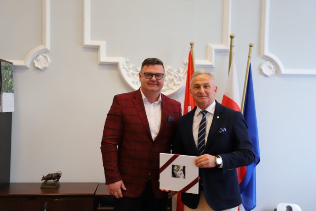 Spotkanie burmistrza Brzegu z nowym prezesem SIM Opolskie.