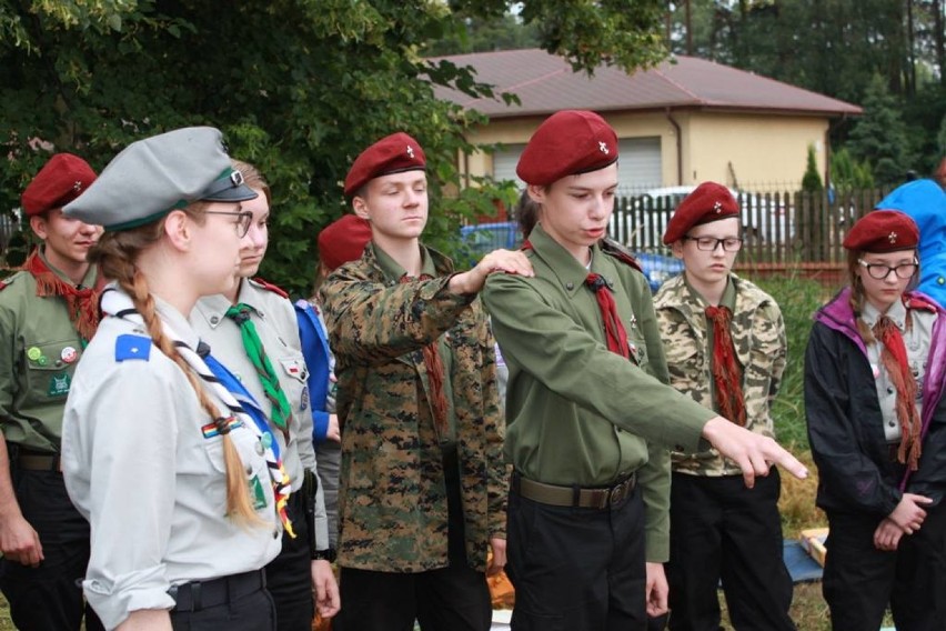 35. urodziny drużyny „Białe Mewy" Hufca ZHP Sieradz. Był rocznicowy rajd, ognisko i wspomnienia (zdjęcia)