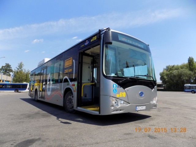 Elektryczny autobus chińskiej firmy BYD.