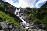 Absolutnie niezwykłe zjawisko w Tatrach. Halny odpowiedzialny za odwrócony wodospad [FILM]